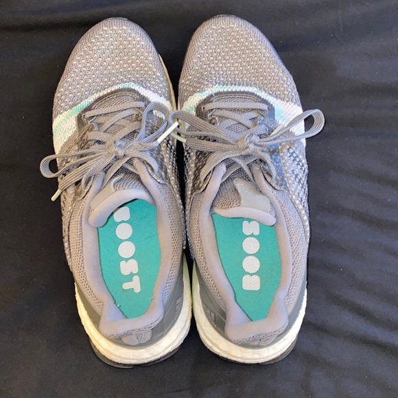 COPY - Adidas Ultraboost - Picture 2 of 5